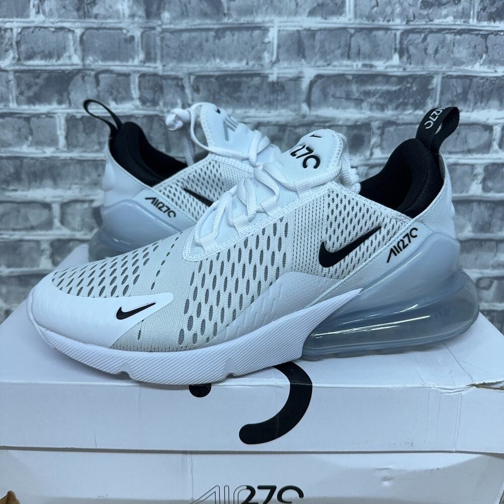 Nike Air Max 270 White Black Running AH8050-100 Mens Size 8 / Womens 9.5 New